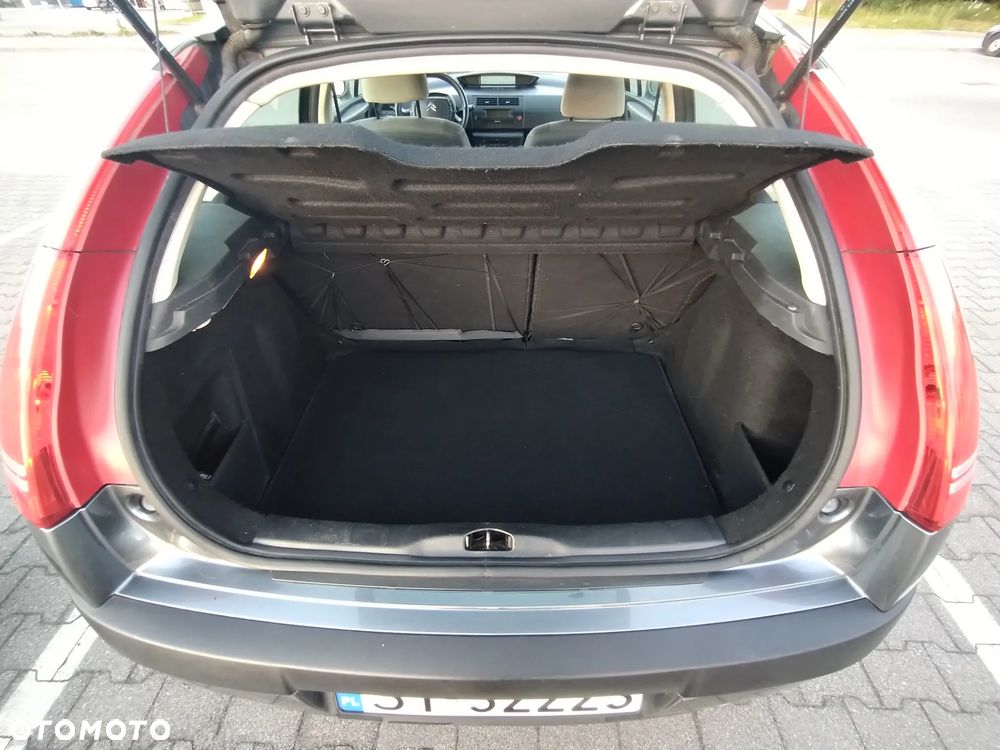Citroën C4 1.4 16V Impress - 9
