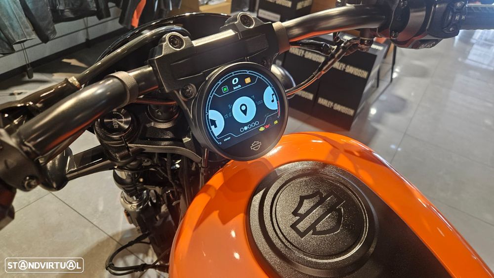 Harley-Davidson Sportster Nightster Special - 6