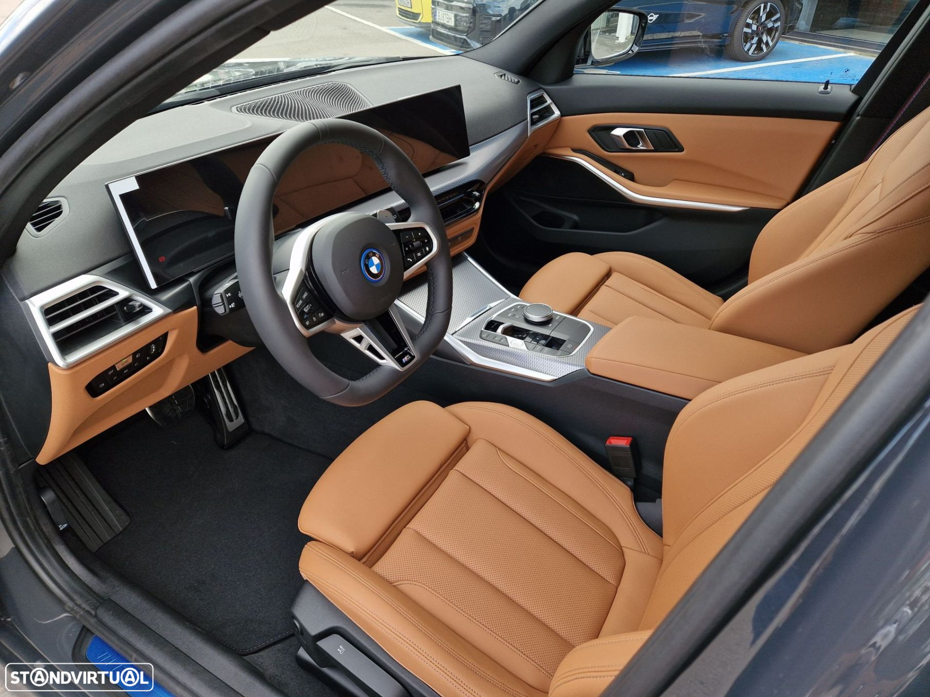 BMW 330 e Touring Pack Desportivo M Pro Auto - 6