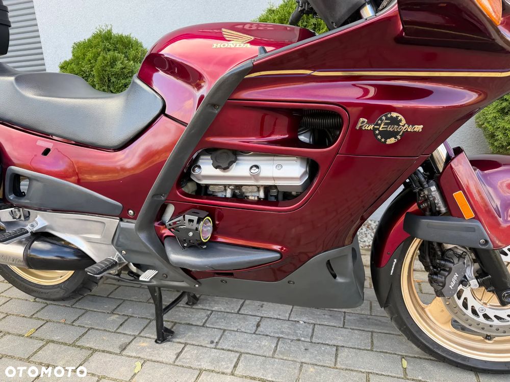Honda ST - 25