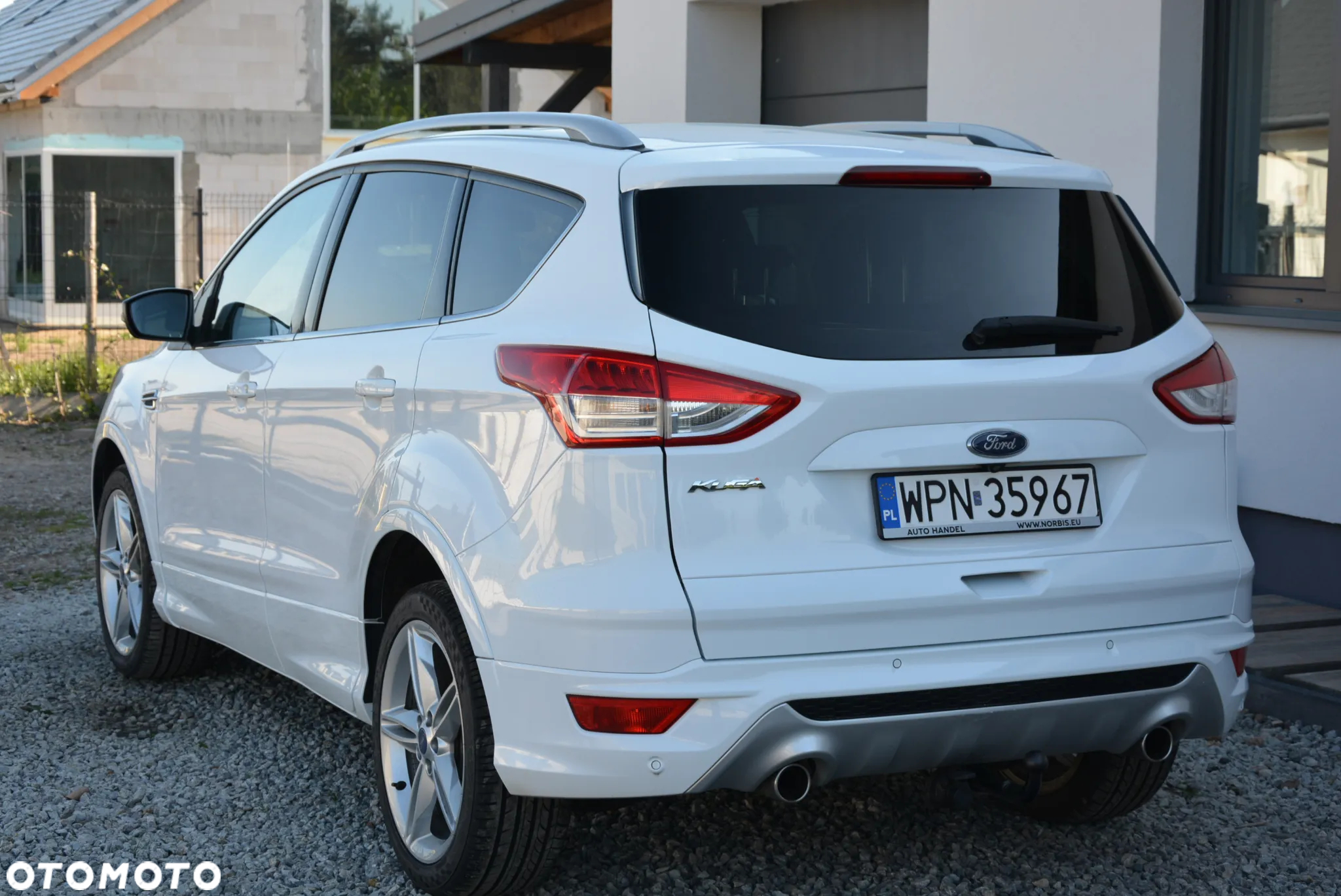 Ford Kuga 2.0 TDCi 4x4 Individual - 4