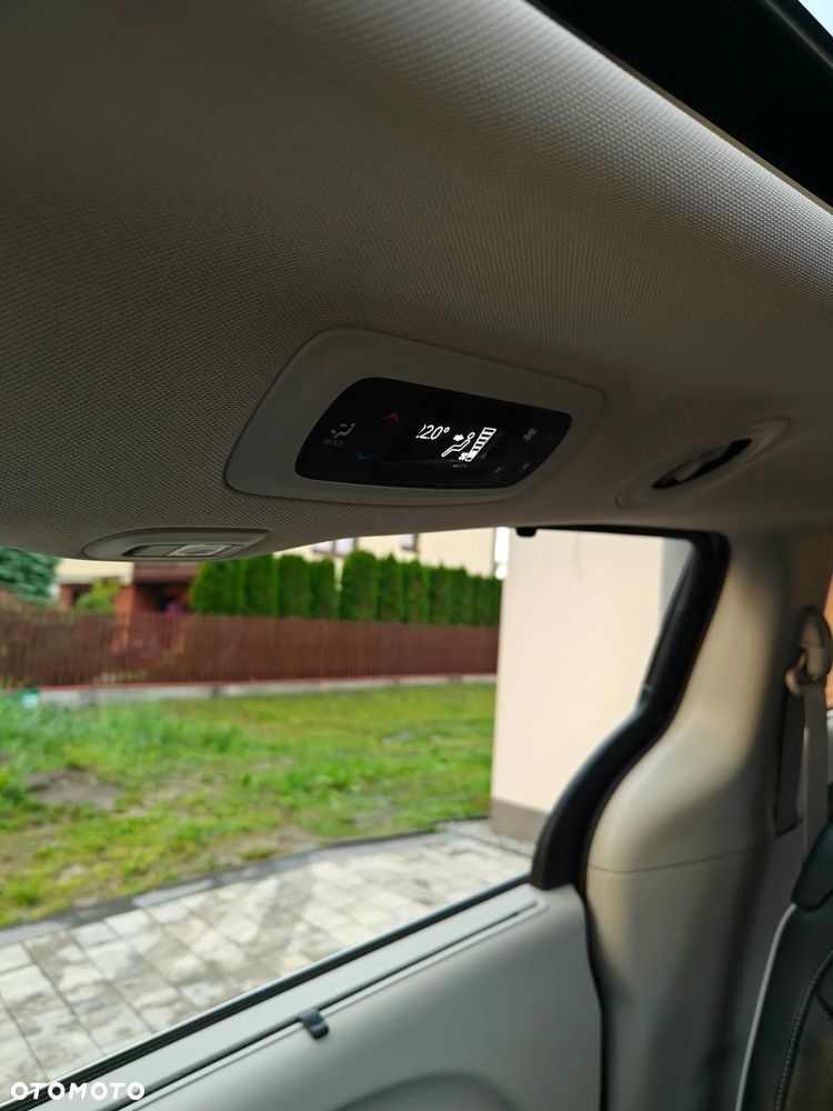 Chrysler Pacifica - 26