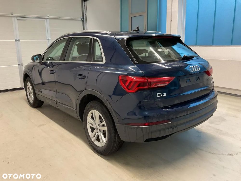 AUDI Q3 83A komplet drzwi przód tył lewe na lewą st. kolor B9 B9 LX5E 32km - 25