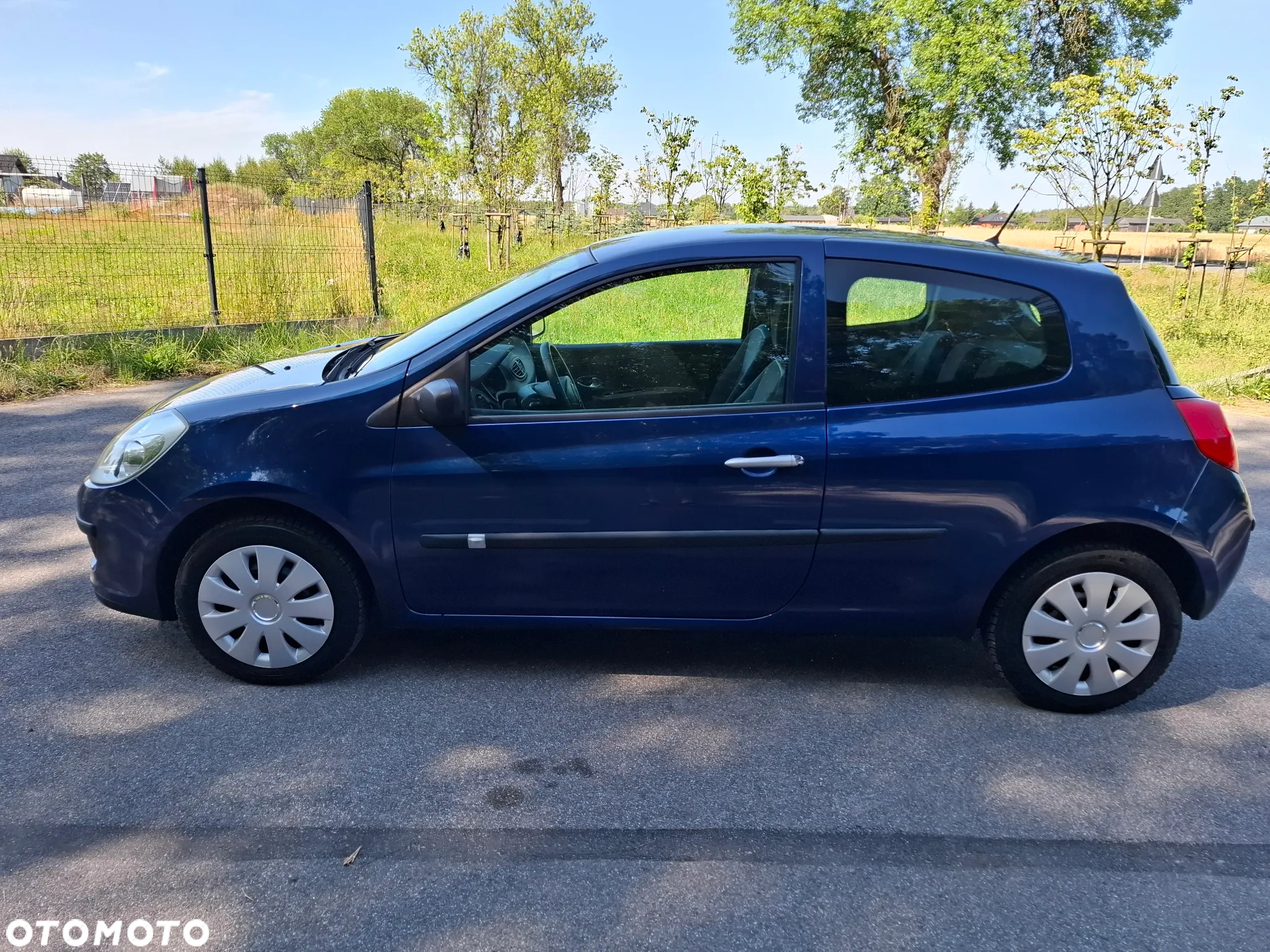 Renault Clio 1.2 16V 75 Collection - 2