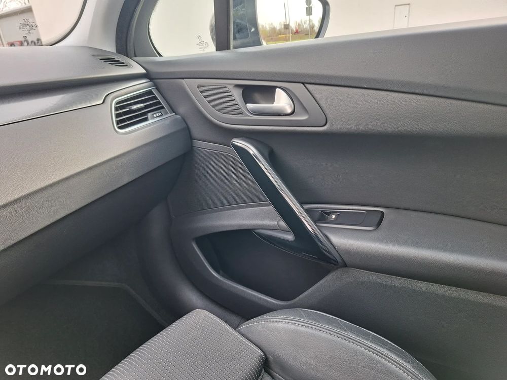Peugeot 508 RXH BlueHDi 180 EAT6 Stop&Start - 27
