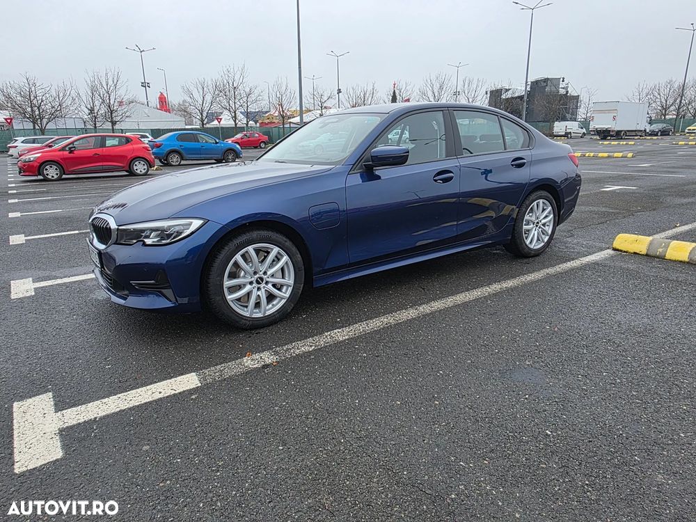 BMW Seria 3 330e AT PHEV - 9
