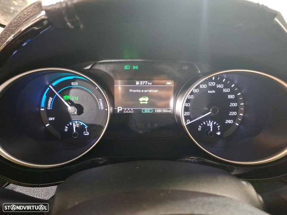Kia XCeed 1.6 GDi PHEV Drive — fotografia 7