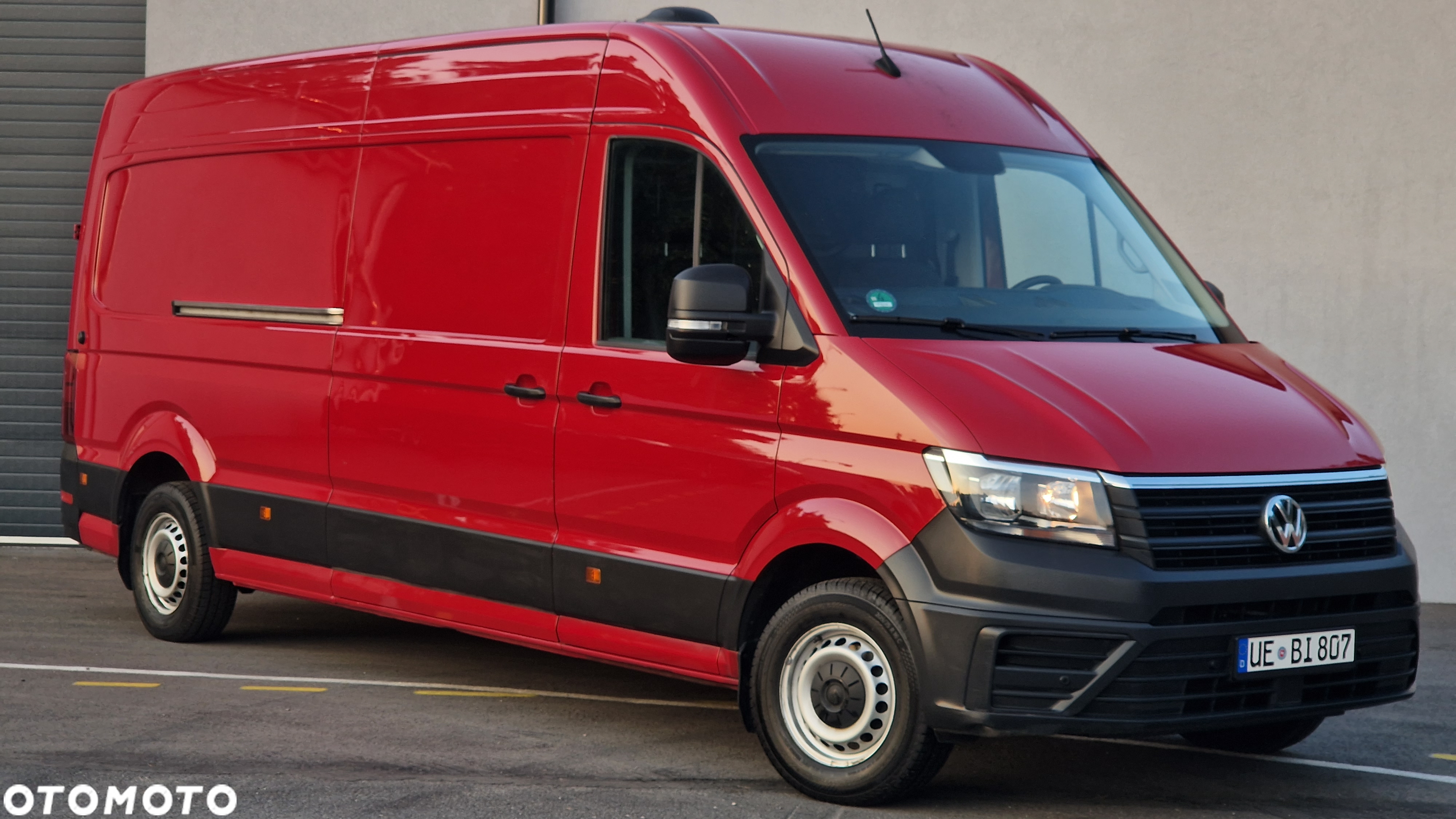 Volkswagen CRAFTER MAXI 2.0 DO PRZEWOZU KWIATÓW PODJAZD OCIEPLONA PAKA KLIMA NOWE OPONY - 3