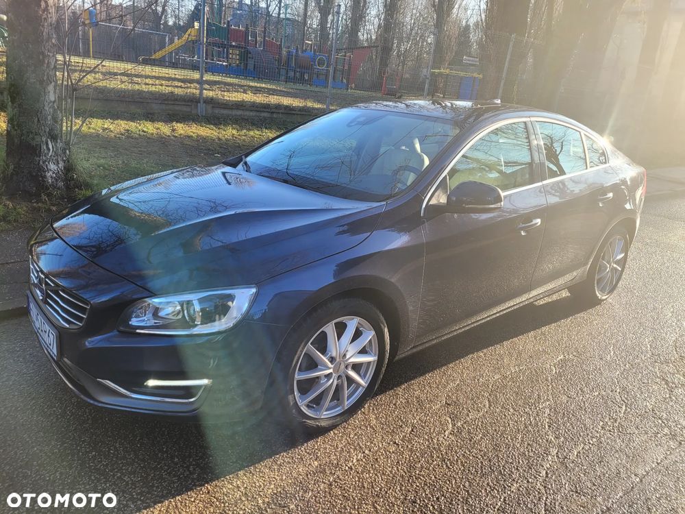 Volvo S60 D3 Geartronic Summum - 1