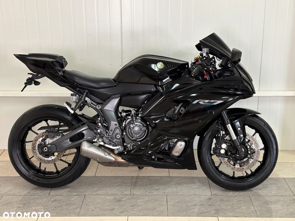 Yamaha R7 - 3