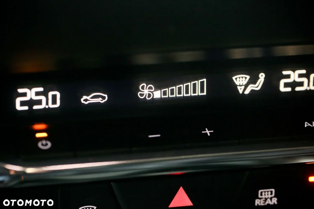 Mazda CX-30 e-SKYACTIVE G 140 NAGISA - 27