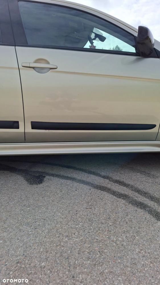 Mitsubishi Lancer 1.8 Invite - 17
