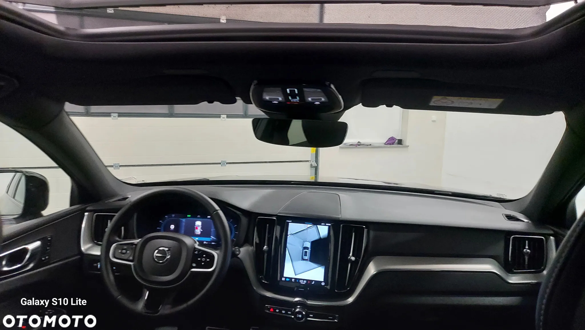 Volvo XC 60 B4 D Plus Dark - 16