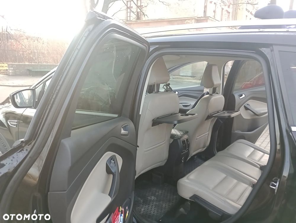 Ford Kuga 1.5 EcoBoost 2x4 Black & Silver - 11
