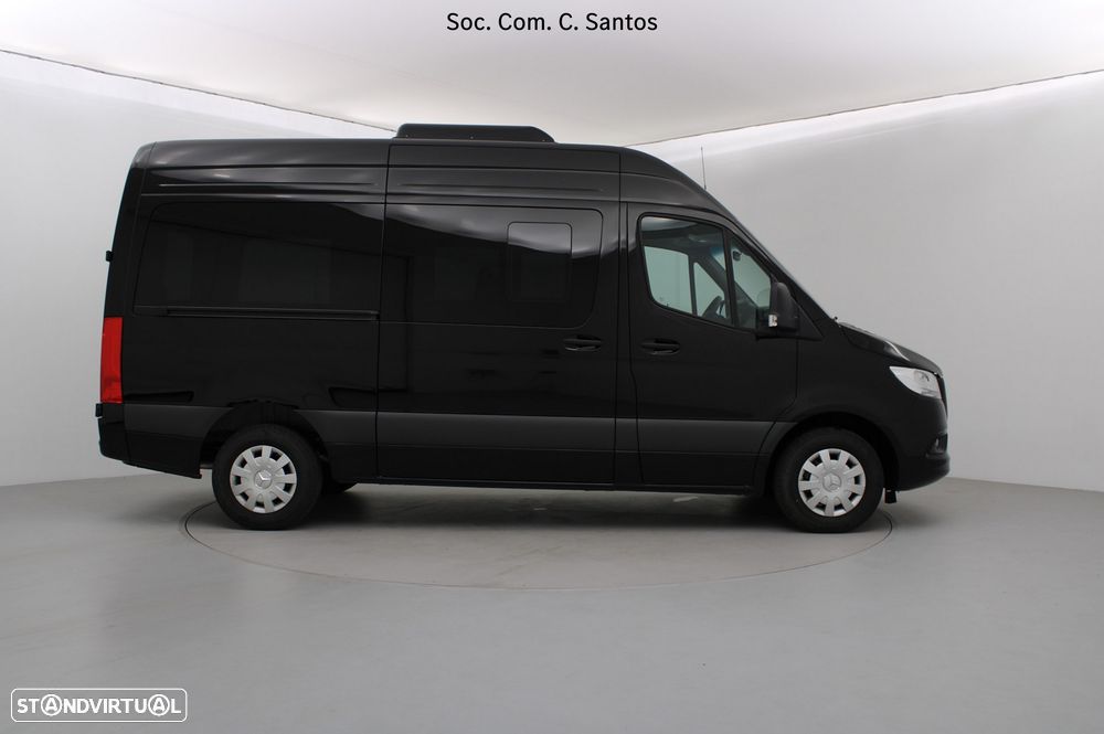 Mercedes-Benz Sprinter - 4