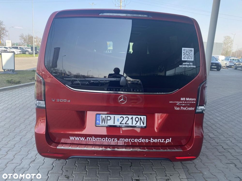 Mercedes-Benz Klasa V - 7