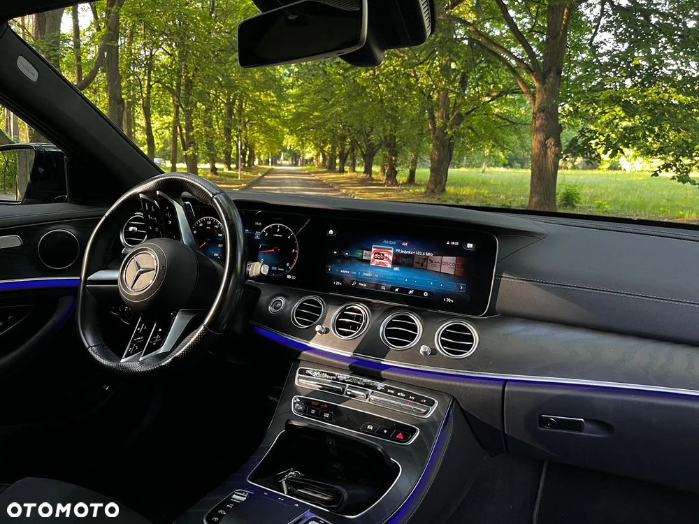 Mercedes-Benz Klasa E 220 d 4-Matic - 7