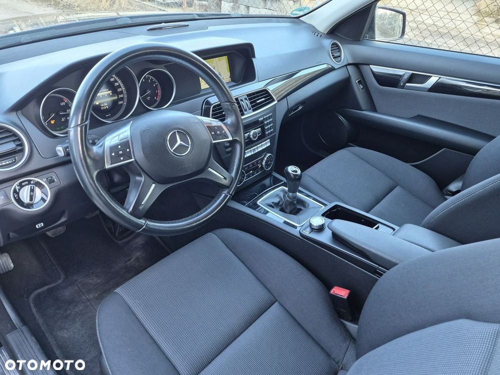Mercedes-Benz Klasa C - 16