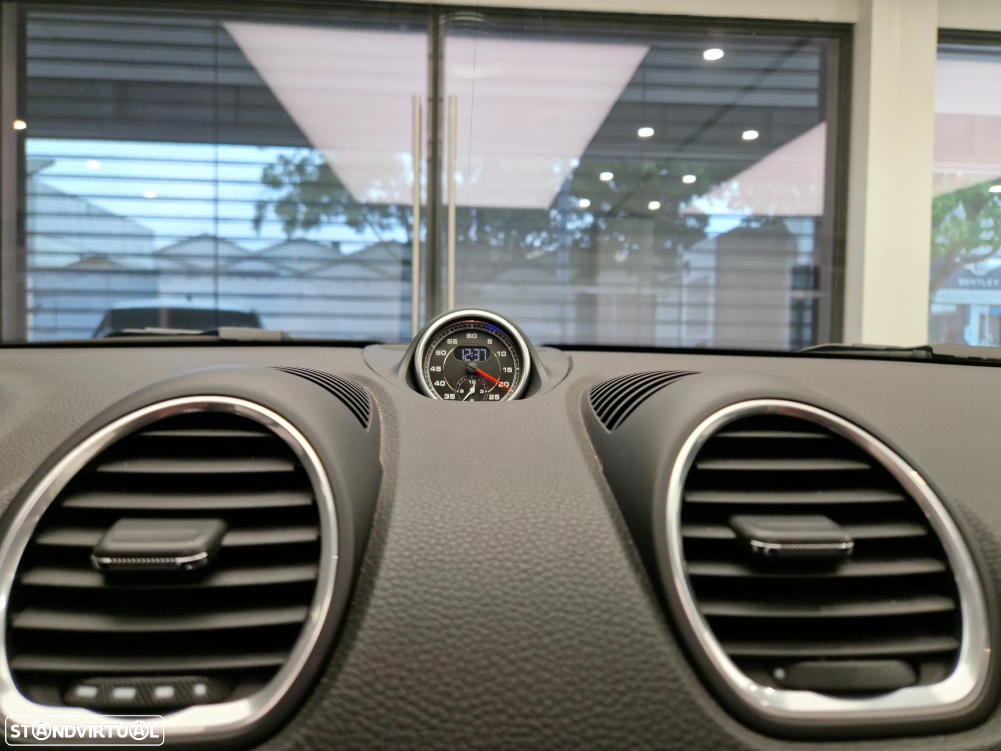 Porsche 718 Boxster 2.0 T PDK - 38