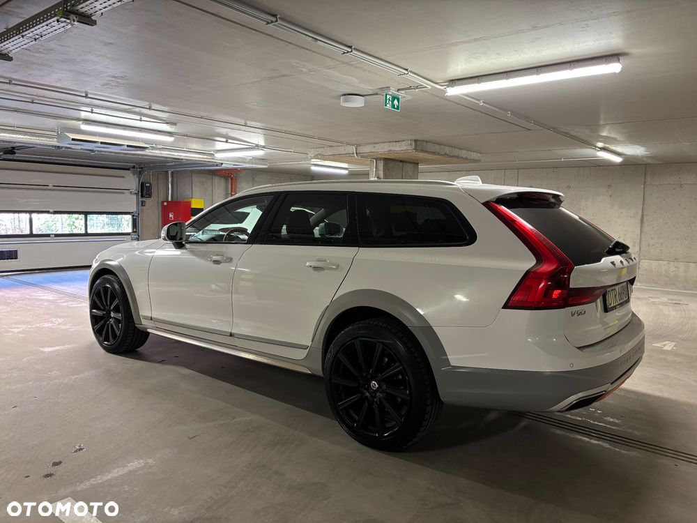 Volvo V90 Cross Country D5 AWD - 8