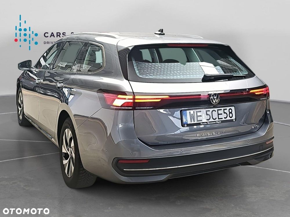Volkswagen Passat - 23