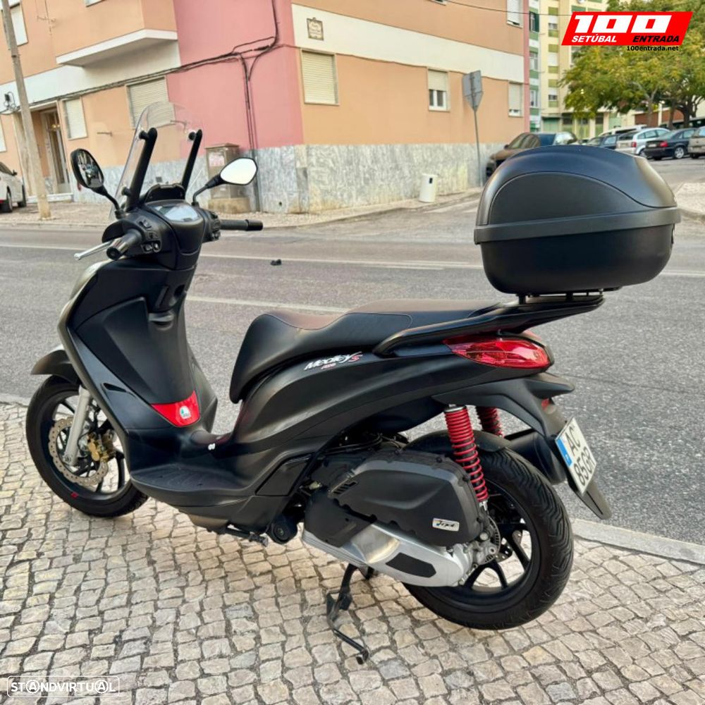 Piaggio Medley 125 - 19