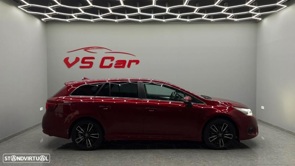 Toyota Avensis Touring Sports 2.0 D-4D Exclusive+GPS - 33