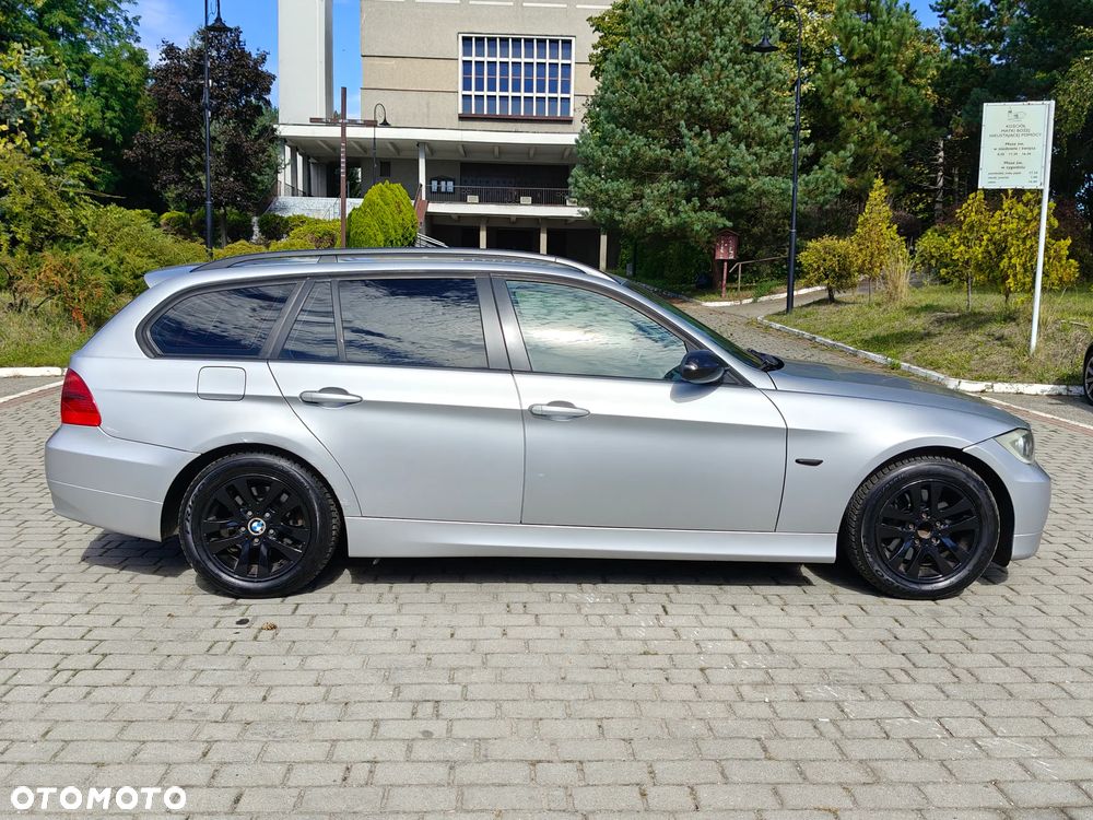 BMW Seria 3 - 10