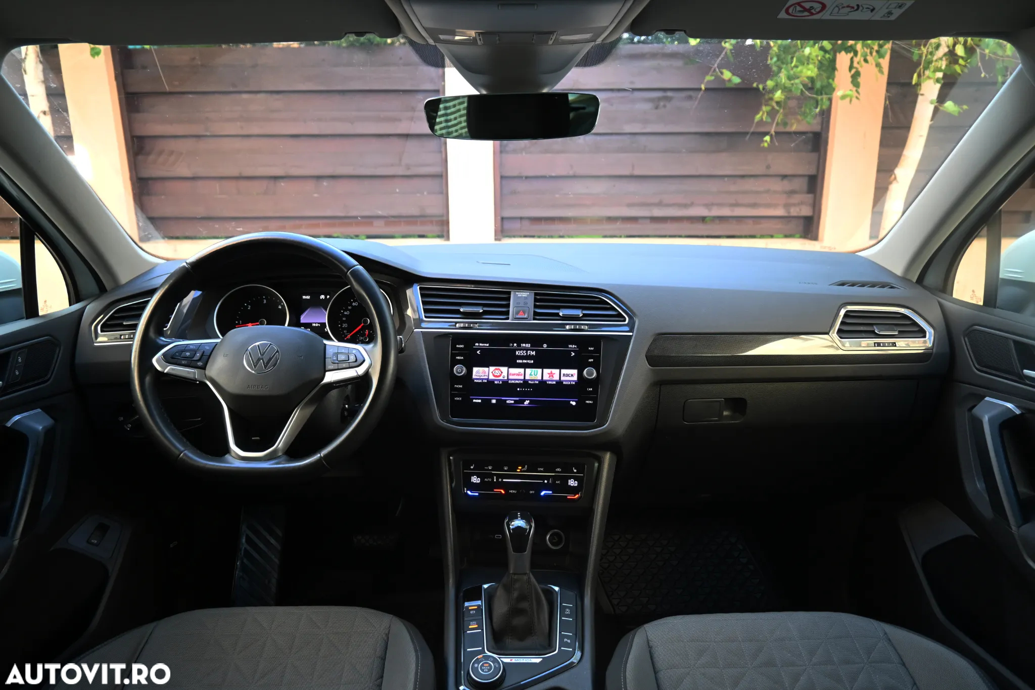 Volkswagen Tiguan 2.0 TDI SCR DSG 4Motion Elegance - 7
