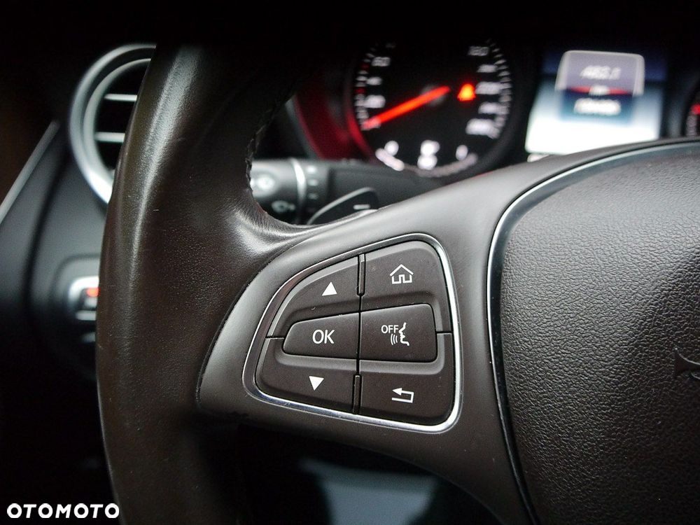 Mercedes-Benz GLC - 34