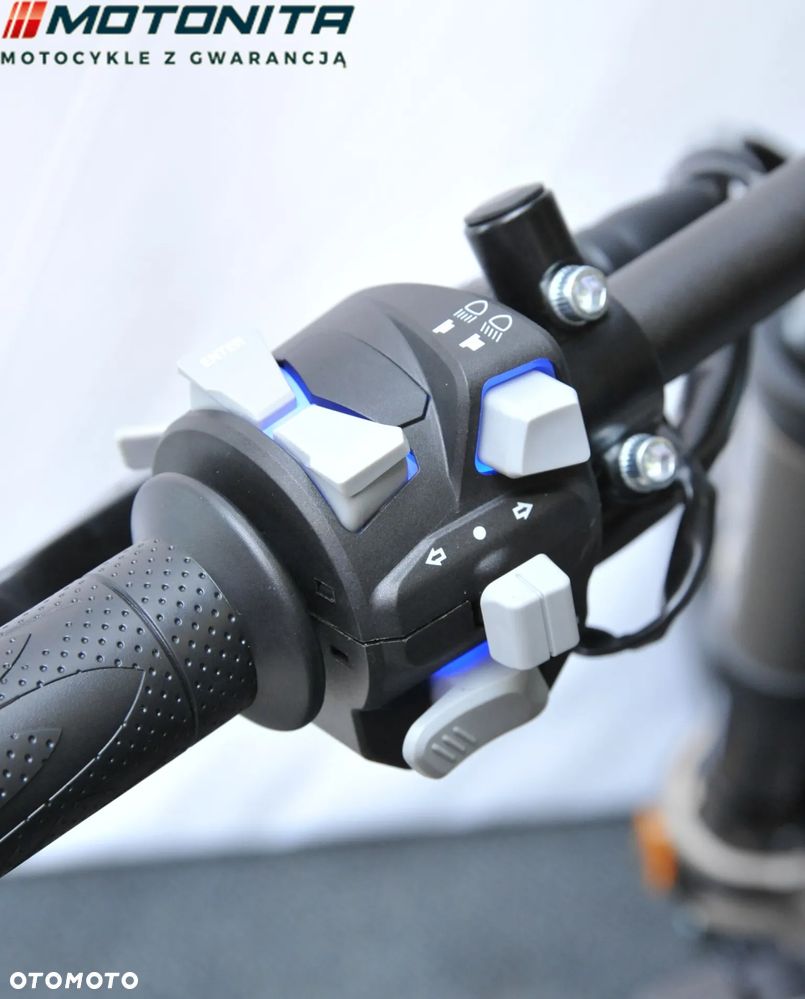 QJMOTOR SRV 700 - 23