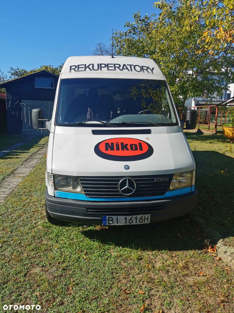 Mercedes-Benz Sprinter - 14