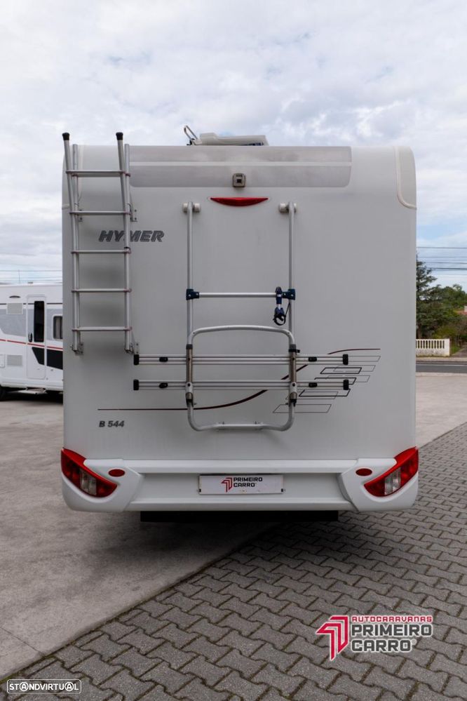 Hymer Classe B sala grande - 33