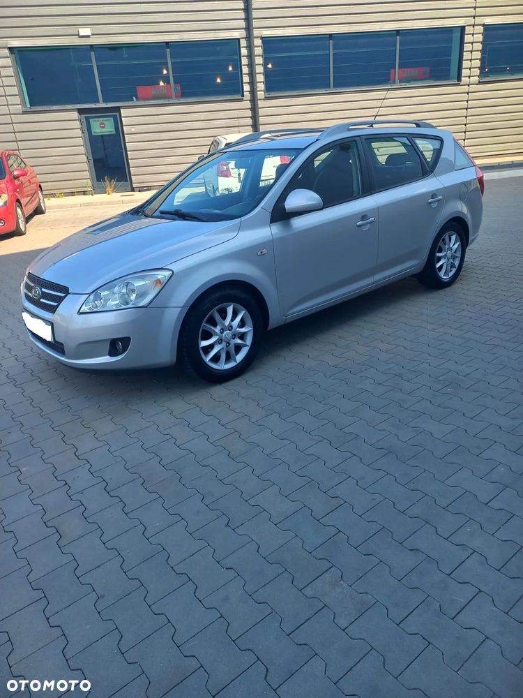 Kia Ceed - 3