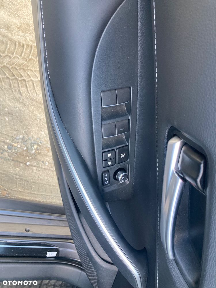 Toyota Corolla 2.0 Hybrid Style - 13