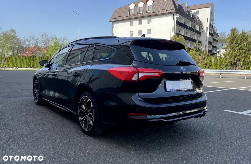 Ford Focus Turnier 1.5 EcoBoost Start-Stopp-System ST-LINE - 11
