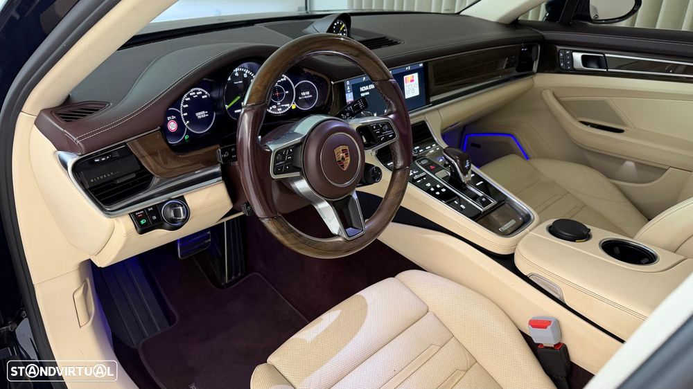 Porsche Panamera 4 E-Hybrid - 9
