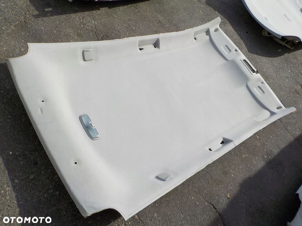 podsufitka ford focus mk2 kombi 2010r - 1