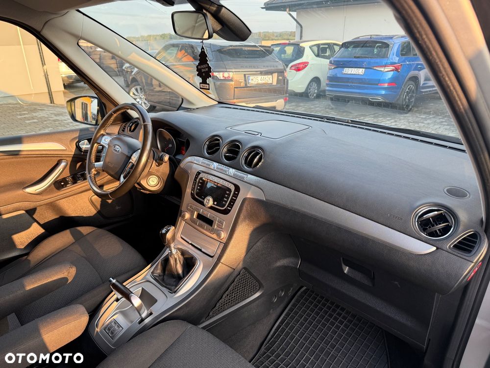 Ford Galaxy 2.0 TDCi Ambiente - 6
