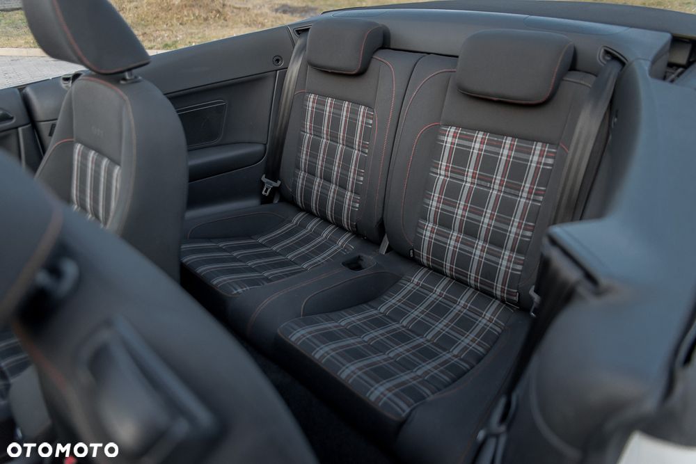Volkswagen Golf Cabrio GTI - 5