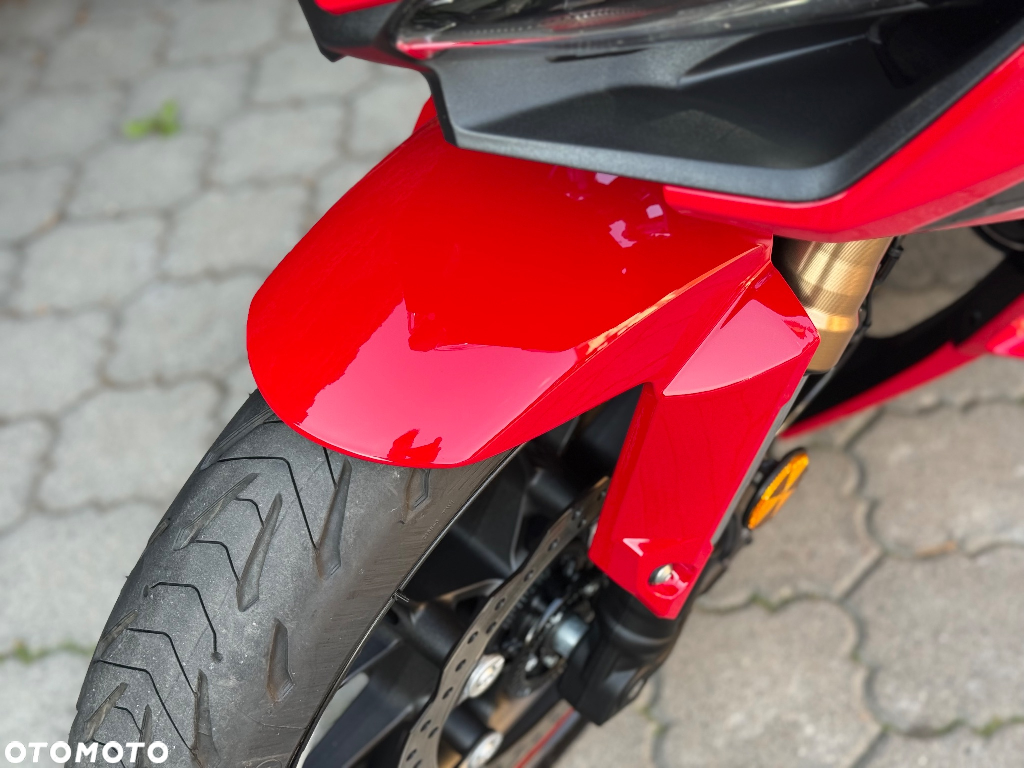 Honda CBR - 26