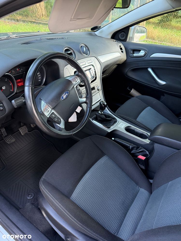 Ford Mondeo 2.0 TDCi Trend - 11