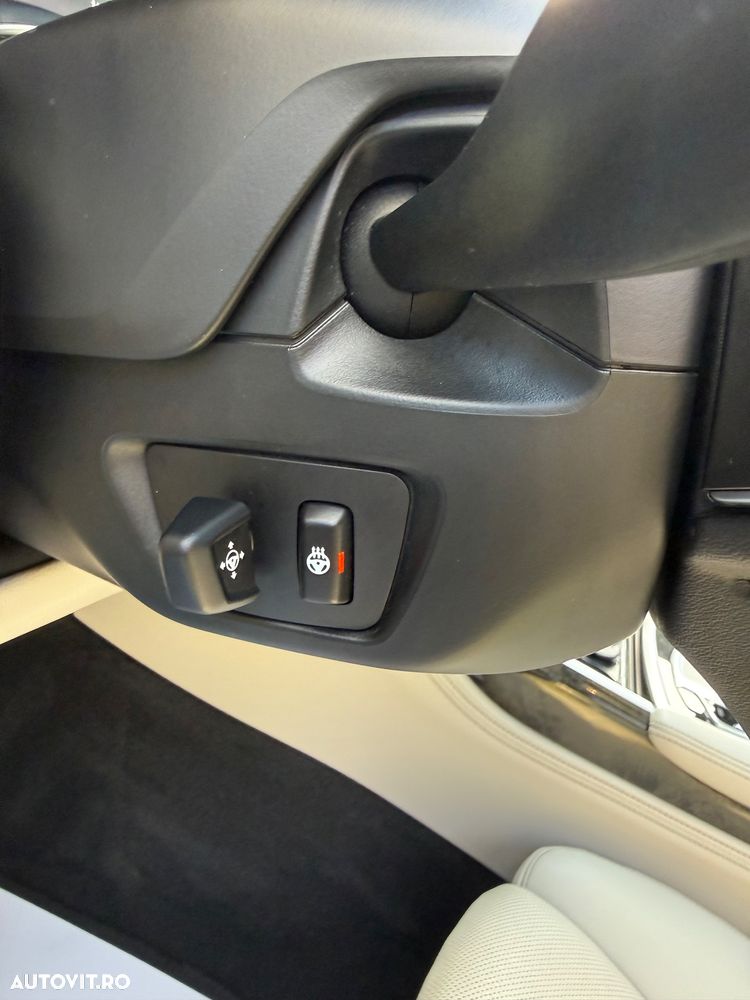 BMW Seria 7 740Ld xDrive - 19