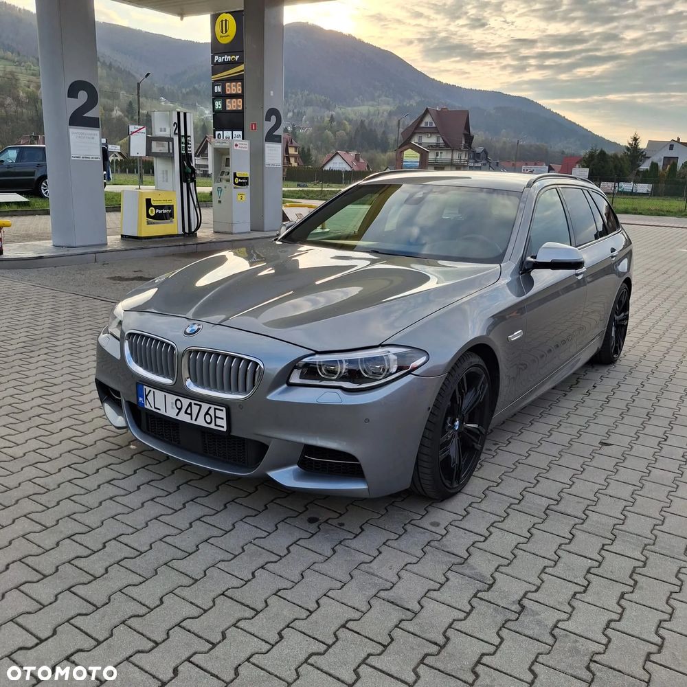 BMW Seria 5 M550d xDrive Sport-Aut - 9
