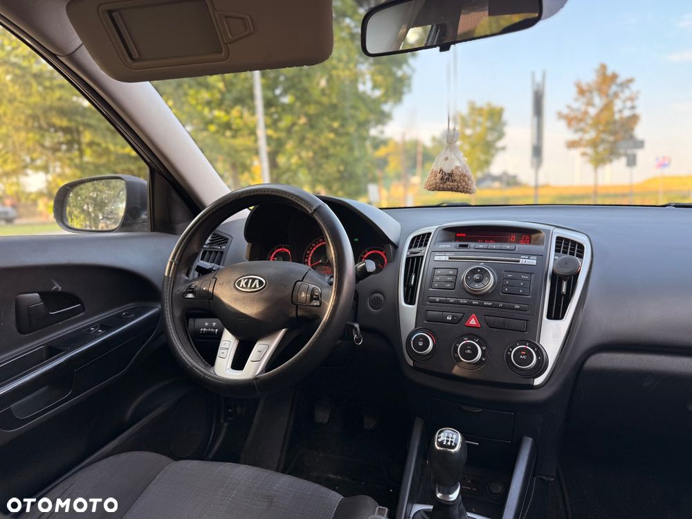 Kia Ceed 1.6 Crdi Comfort + - 8