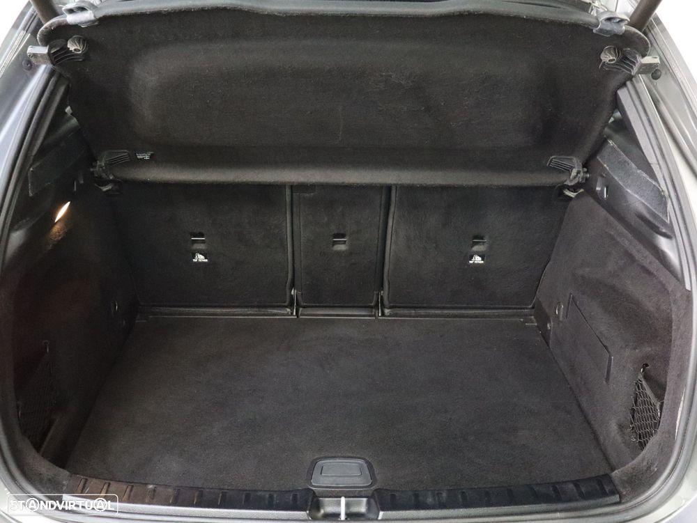 Mercedes-Benz GLA 250 e Style - 29