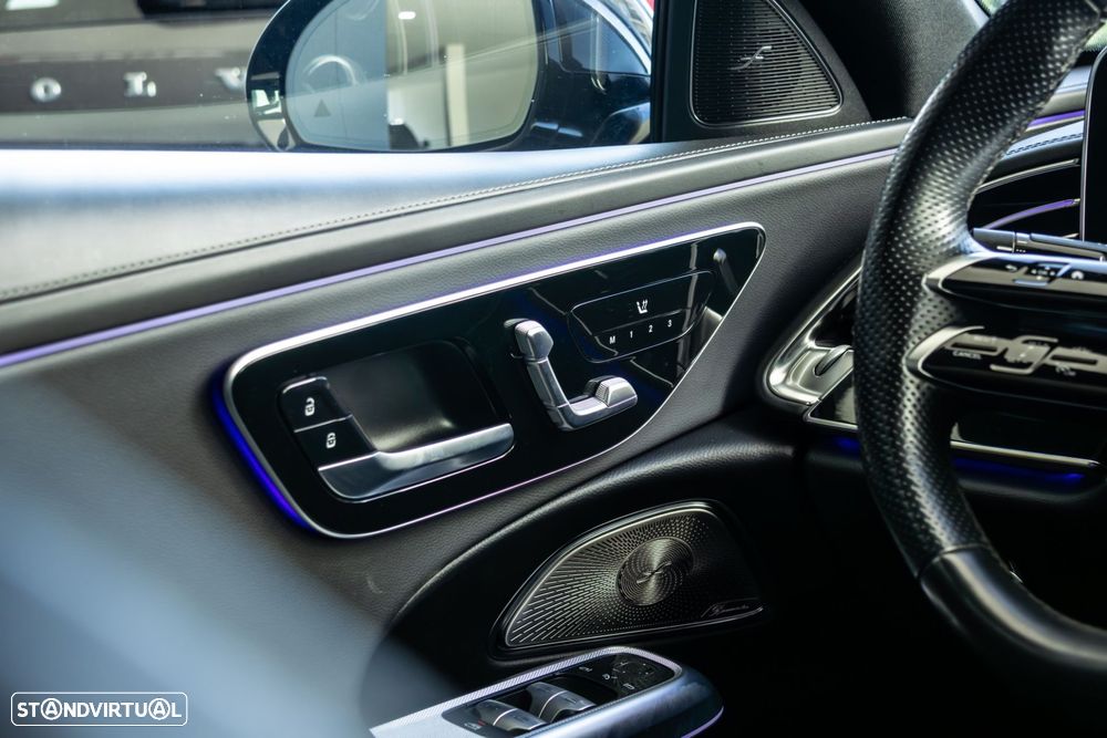 Mercedes-Benz E 300 - 24