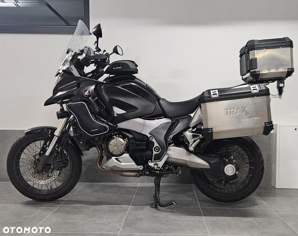 Honda VFR - 1