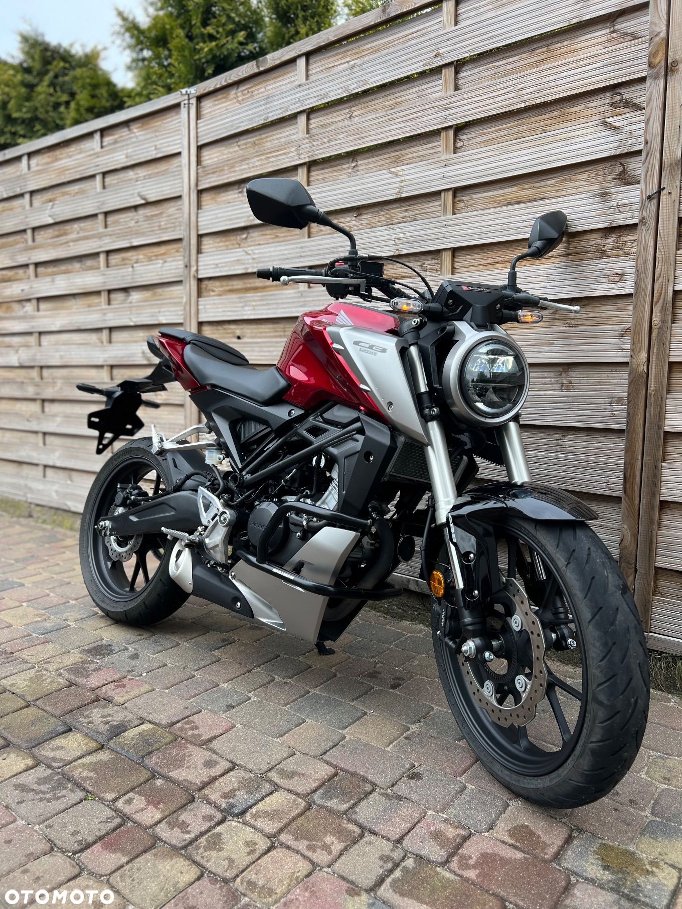 Honda CB - 1