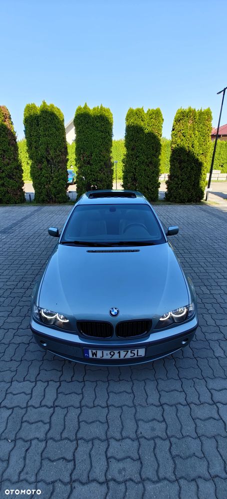 BMW Seria 3 320i - 6